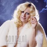 10-10-1975 Bonnie St. Clair at studio in Amsterdam. Photo: Govert de Roos/Connu